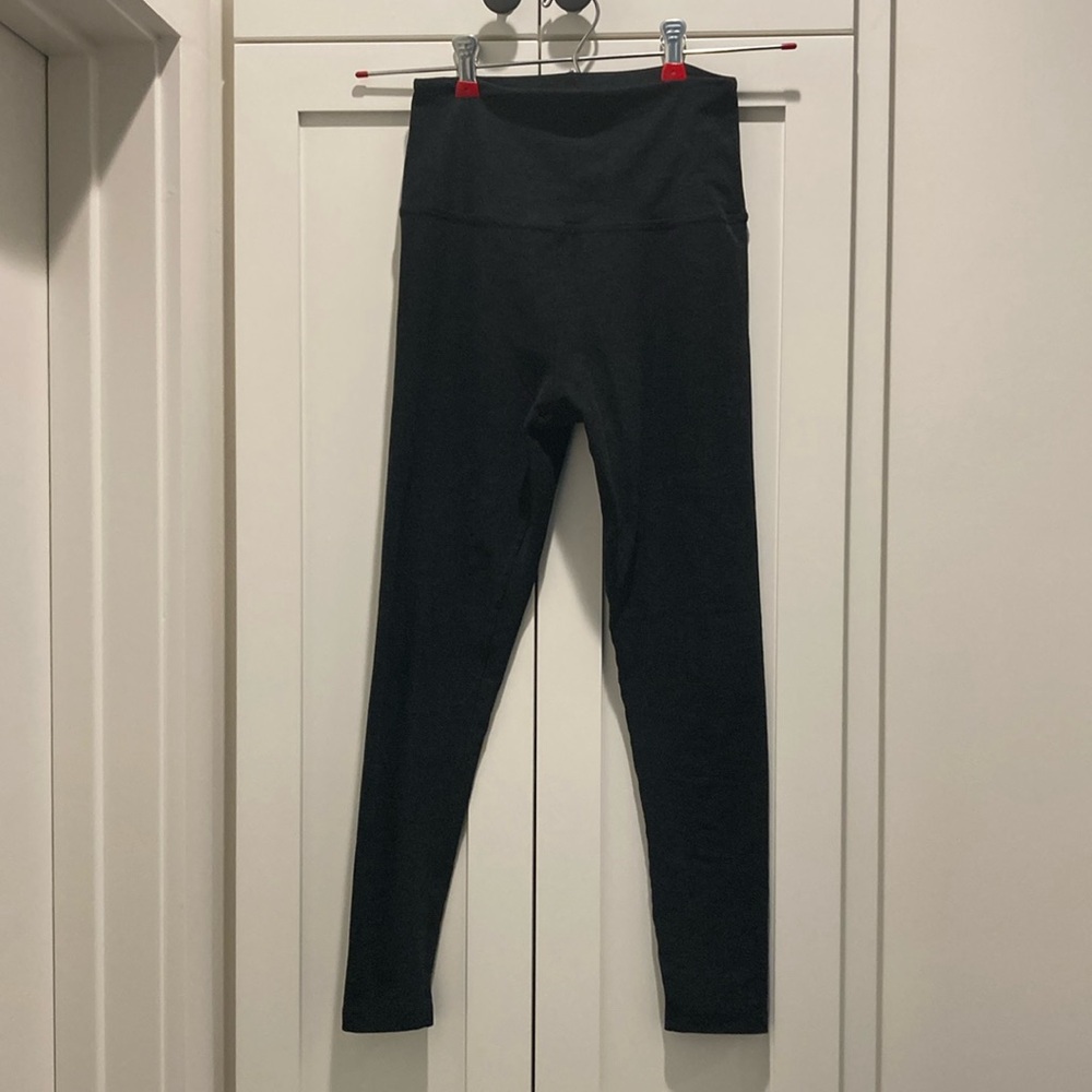 Beyond Yoga Caught in The Midi High Waisted Legging!
